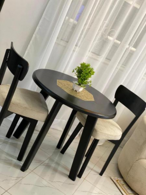 Christie Apartment